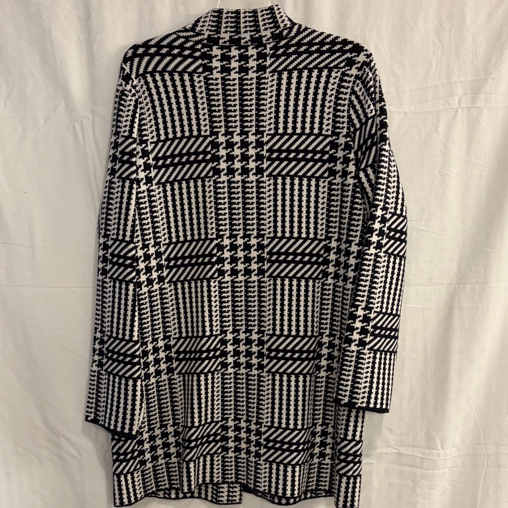 Anne Klein Classic Monochrome Patterned Blazer - Picture 5 of 7